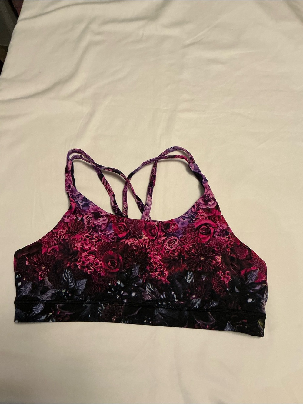 Lululemon Women’s Floral Strappy Sports Bra in Pink and Purple Size 12